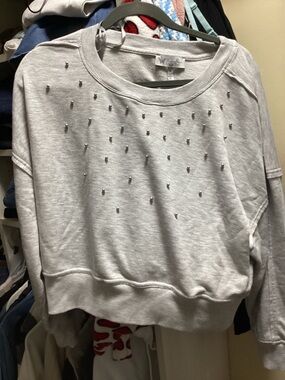 Jessica Simpson Embellished Light Gray Crewneck Sweatshirt Size Medium